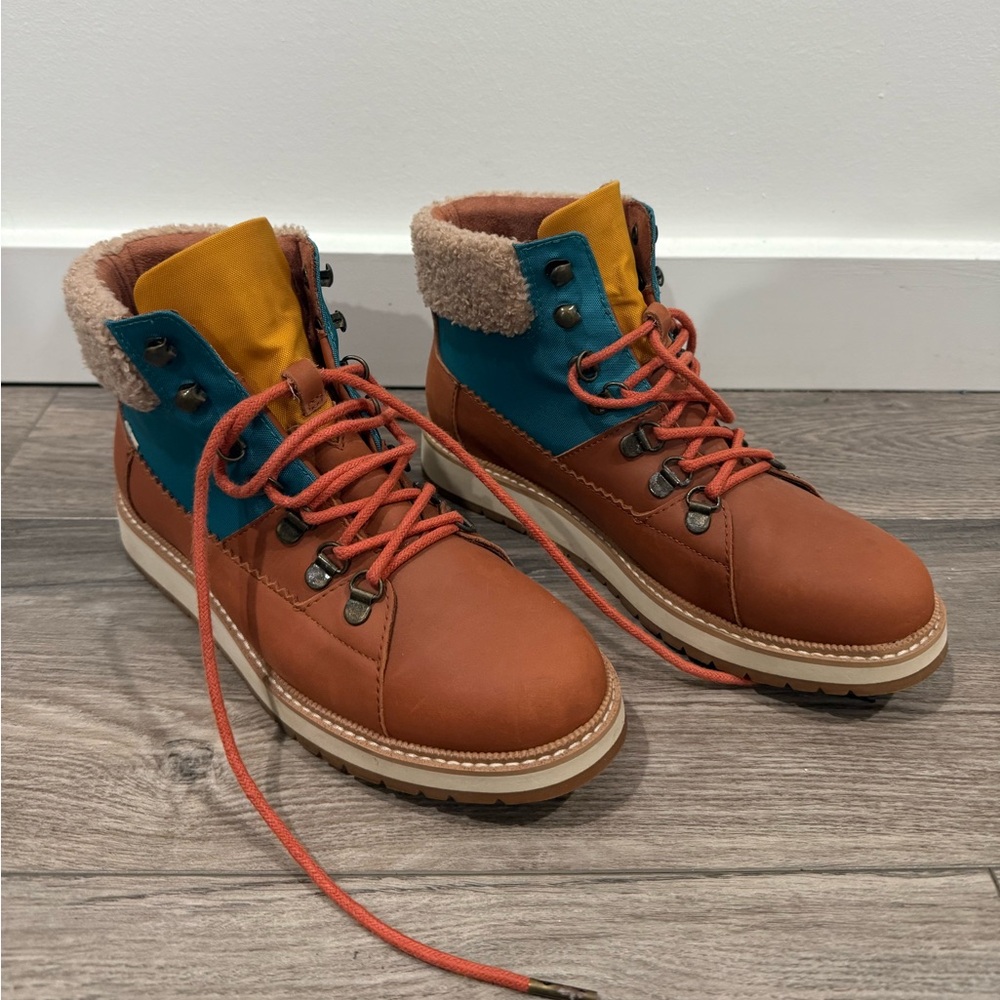 TOMS Mesa Leather Multicolored Lace up WaterProof blue/brown Ankle boot